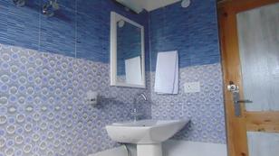 hotel-katpa-residency-leh-bathroom-74399125452srp