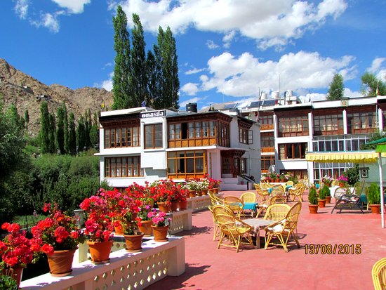 Copy of hotel-omasila