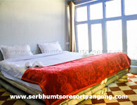 hotel-ser-bhum-tso-resort-double-bedroom