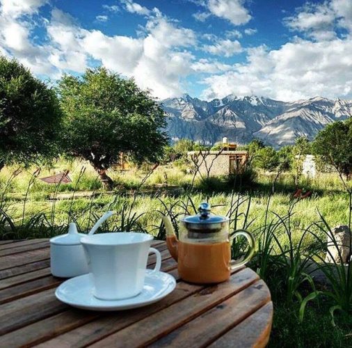 18403029_649100835281460_844072486868431615_n-e1516855228594